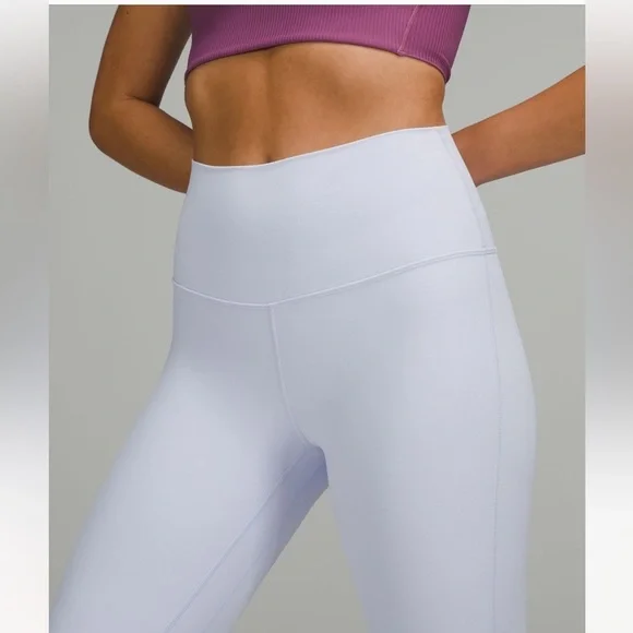 Lululemon Athletica very light purple Leggings - Picture 4 of 9